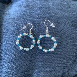 HANDMADE 🦋🔵blue BEADED mini hoop EARRINGS